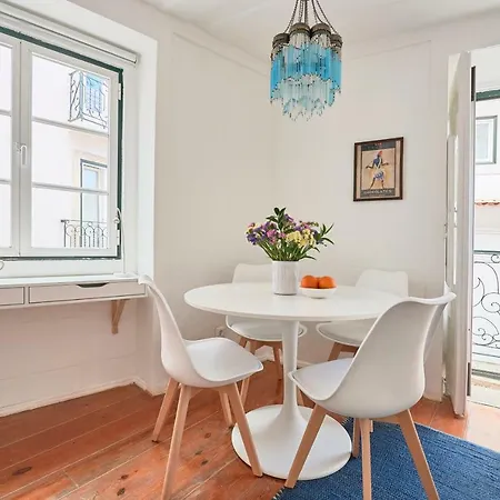 Daire Alfama Light-filled Apartment, By Timecooler Lisboa