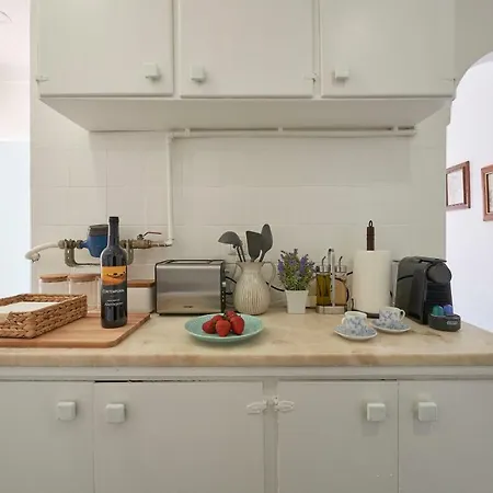 Alfama Light-filled Apartment, By Timecooler Appartement Lisboa