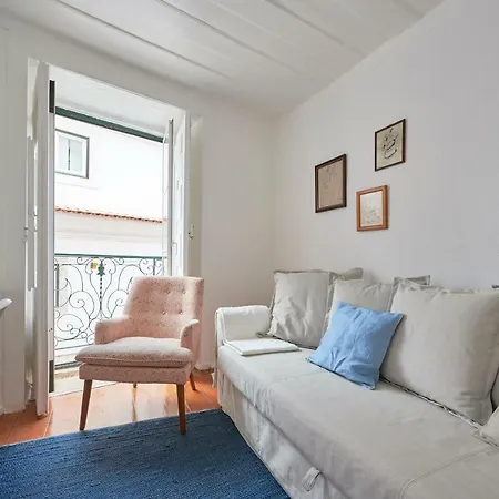 Alfama Light-filled Apartment, By Timecooler *