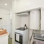 Apartamento Alfama Light-filled Apartment, By Timecooler Lisboa