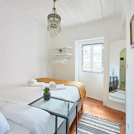 Appartement Alfama Light-filled Apartment, By Timecooler *